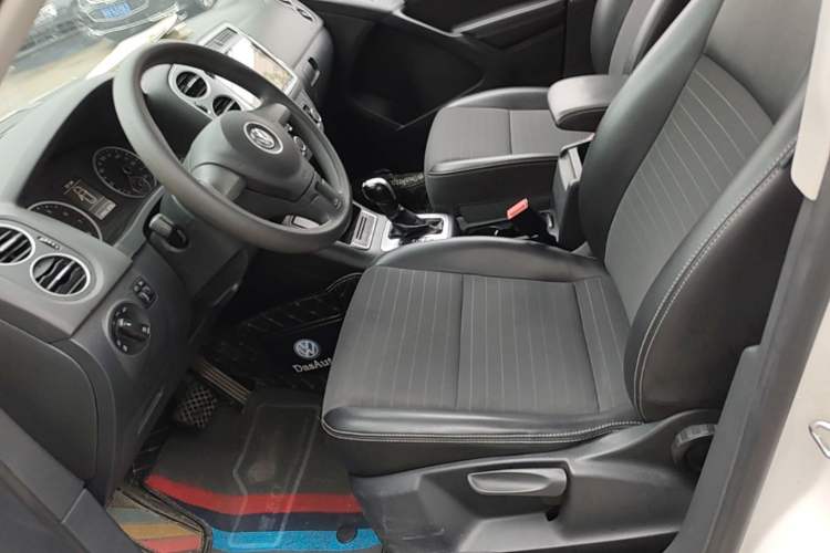 Used Volkswagen Tiguan 2016 280TSI Automatic Two-Wheel-Drive Silk Road Style Edition Left Front Seat