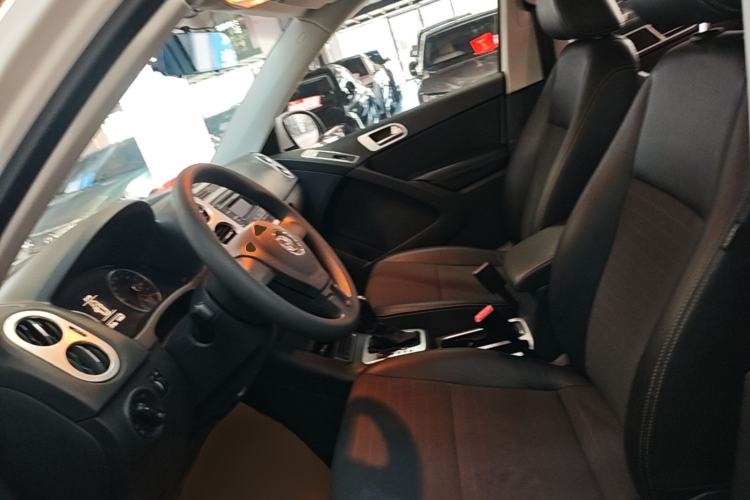 Used Volkswagen Tiguan 2016 280TSI Automatic Two-Wheel-Drive Silk Road Style Edition Left Front Seat