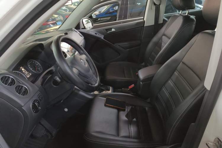 Used Volkswagen Tiguan 2016 280TSI Automatic Two-Wheel-Drive Silk Road Style Edition Left Front Seat