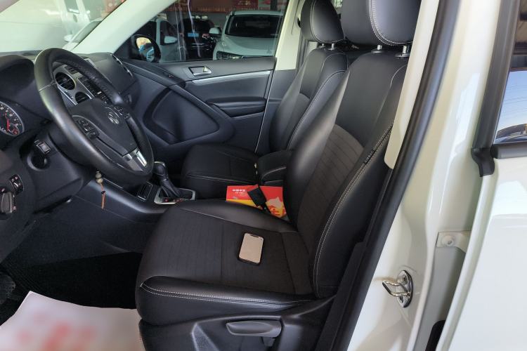 Used Volkswagen Tiguan 2016 300TSI Automatic All-Wheel Drive Fashion Vision Edition Left Front Seat