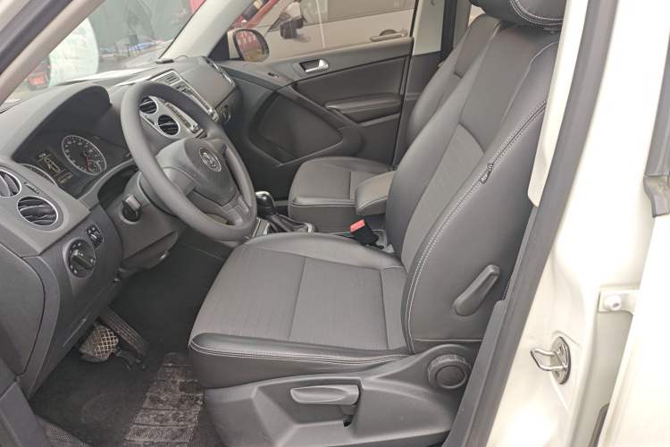 Used Volkswagen Tiguan 2016 300TSI Automatic Two-Wheel Drive Trend Edition Left Front Seat