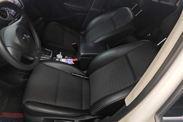 Used Volkswagen Tiguan 2016 280TSI Automatic Two-Wheel-Drive Silk Road Style Edition Left Front Seat
