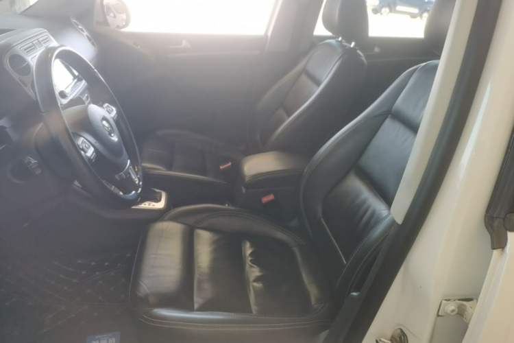 Used Volkswagen Tiguan 2016 280TSI Automatic Two-Wheel Drive Silk Road Comfort Edition Left Front Seat