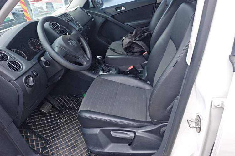 Used Volkswagen Tiguan 2016 300TSI Automatic Two-Wheel Drive Trend Edition Left Front Seat