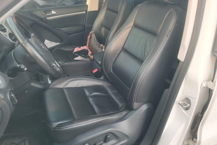 Used Volkswagen Tiguan 2016 280TSI Automatic Two-Wheel Drive Silk Road Comfort Edition Left Front Seat