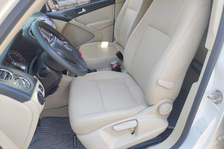 Used Volkswagen Tiguan 2016 300TSI Automatic Two-Wheel Drive Trend Edition Left Front Seat