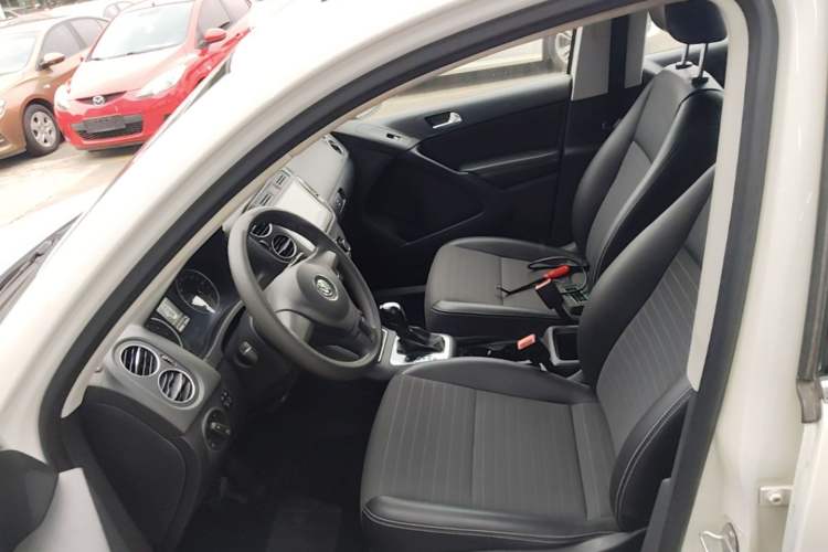 Used Volkswagen Tiguan 2016 300TSI Automatic Two-Wheel Drive Trend Edition Left Front Seat