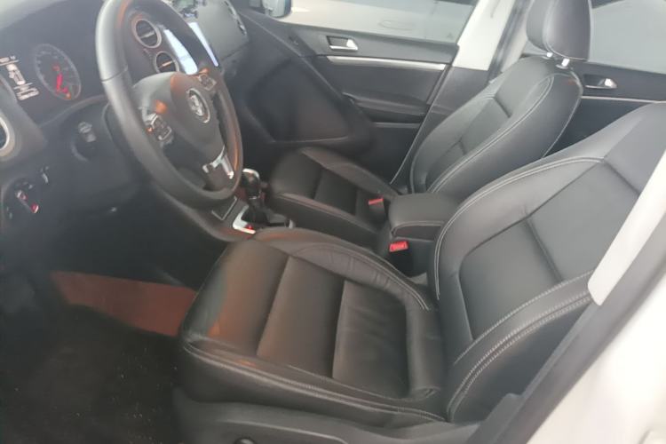 Used Volkswagen Tiguan 2016 280TSI Automatic Two-Wheel Drive Silk Road Comfort Edition Left Front Seat