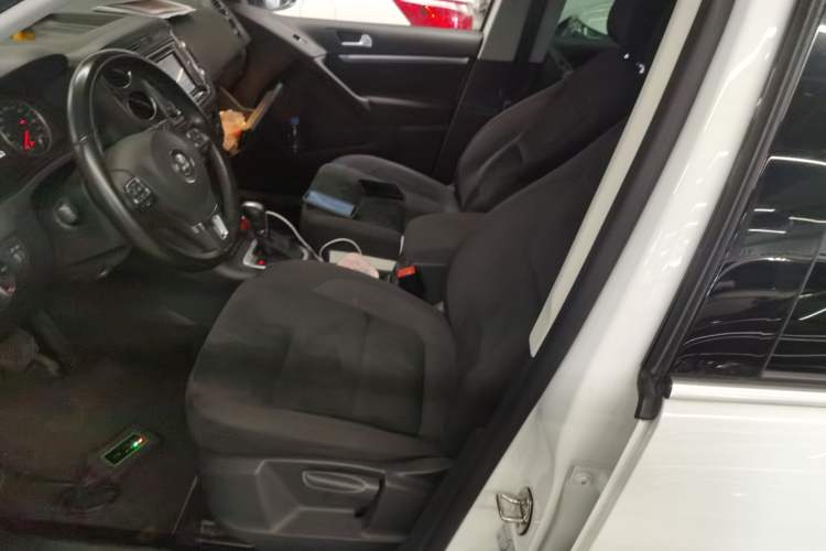Used Volkswagen Tiguan 2016 2.0 TSI Four-Wheel Drive Standard Version Left Front Seat