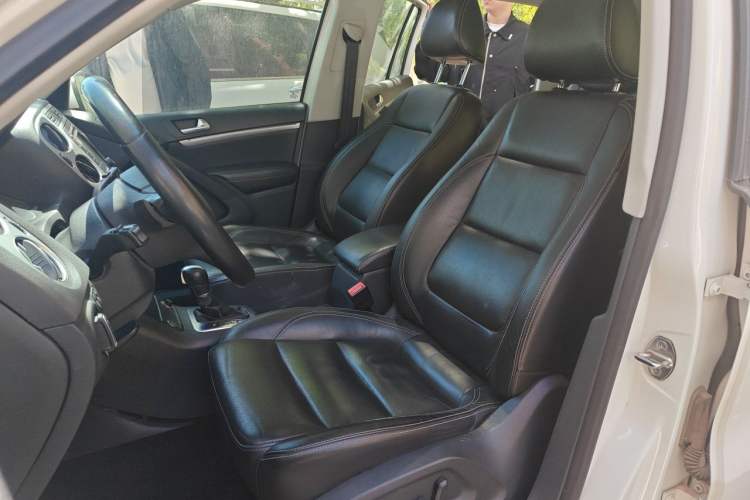 Used Volkswagen Tiguan 2016 300TSI Automatic Two-Wheel Drive Luxury Edition Left Front Seat