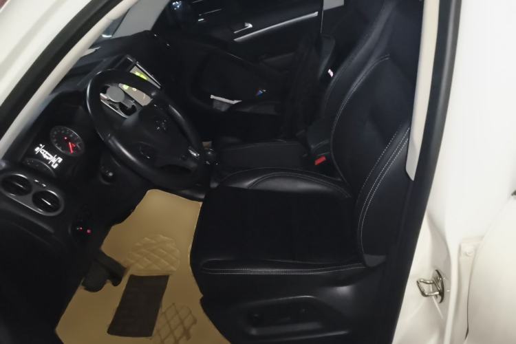 Used Volkswagen Tiguan 2016 280TSI Automatic Two-Wheel Drive Silk Road Comfort Edition Left Front Seat