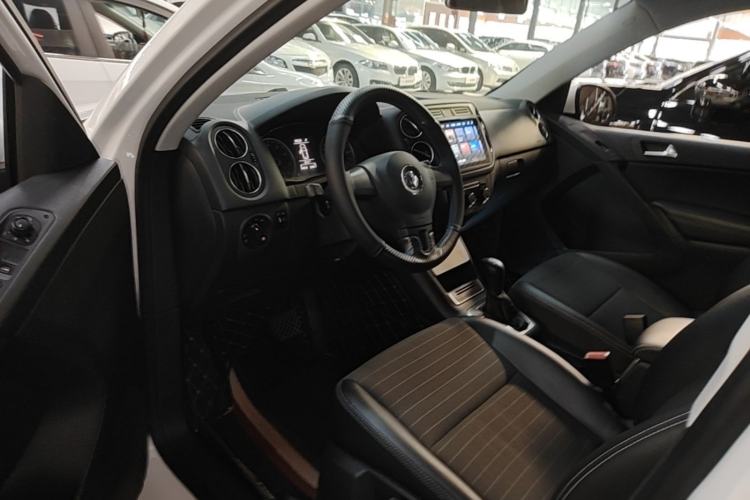Used Volkswagen Tiguan 2016 280TSI Automatic Two-Wheel-Drive Silk Road Style Edition Left Front Seat