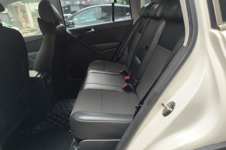 Used Volkswagen Tiguan 2016 280TSI Automatic Two-Wheel-Drive Silk Road Style Edition Left Rear Seat