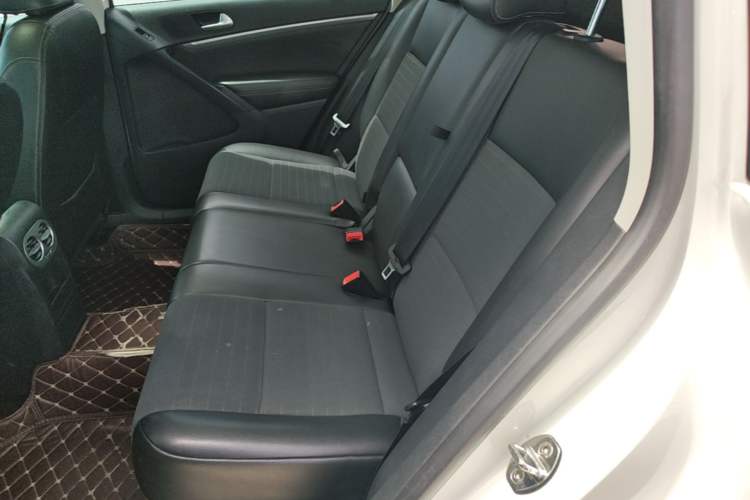 Used Volkswagen Tiguan 2016 300TSI Automatic All-Wheel Drive Fashion Vision Edition Left Rear Seat