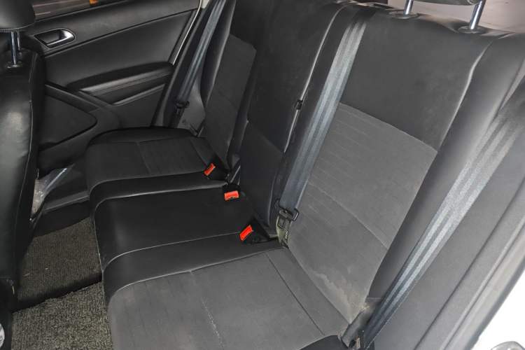 Used Volkswagen Tiguan 2016 280TSI Automatic Two-Wheel-Drive Silk Road Style Edition Left Rear Seat
