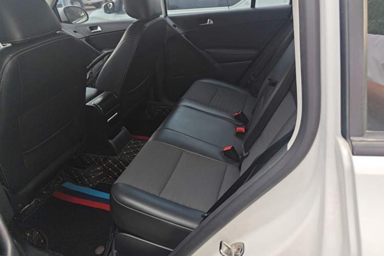 Used Volkswagen Tiguan 2016 300TSI Automatic Two-Wheel Drive Trend Edition Left Rear Seat