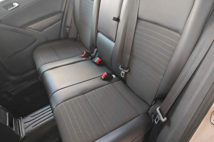 Used Volkswagen Tiguan 2016 300TSI Automatic Two-Wheel Drive Trend Edition Left Rear Seat