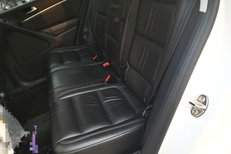 Used Volkswagen Tiguan 2016 280TSI Automatic Two-Wheel Drive Silk Road Comfort Edition Left Rear Seat
