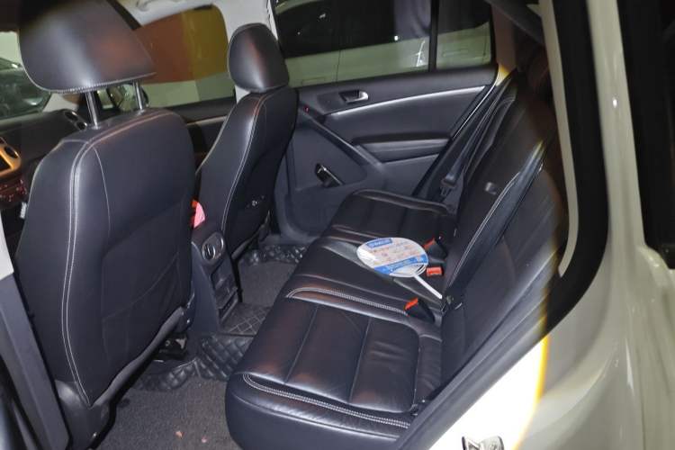 Used Volkswagen Tiguan 2016 300TSI Automatic Two-Wheel Drive Comfort Edition Left Rear Seat