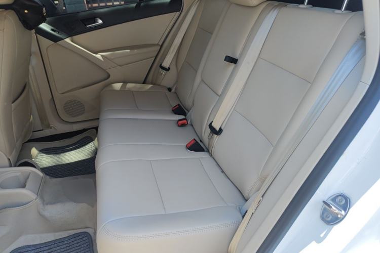 Used Volkswagen Tiguan 2016 300TSI Automatic Two-Wheel Drive Trend Edition Left Rear Seat