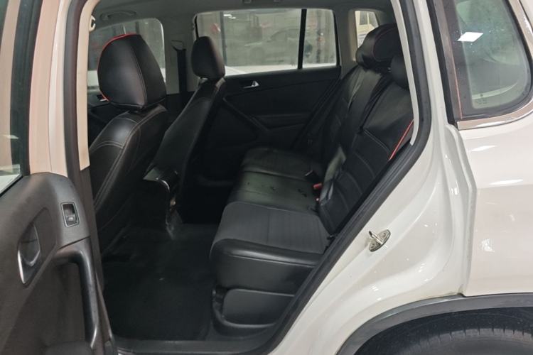 Used Volkswagen Tiguan 2016 300TSI Automatic Two-Wheel Drive Trend Edition Left Rear Seat