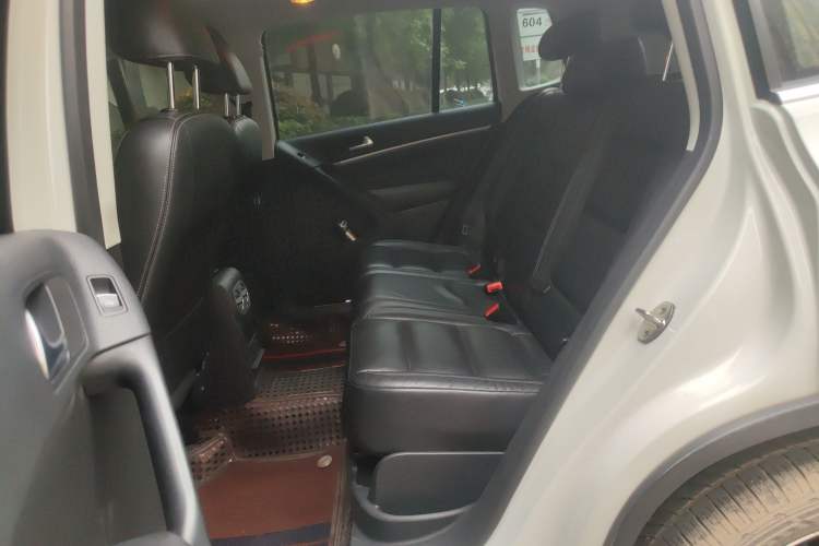 Used Volkswagen Tiguan 2016 300TSI Automatic Two-Wheel Drive Luxury Edition Left Rear Seat