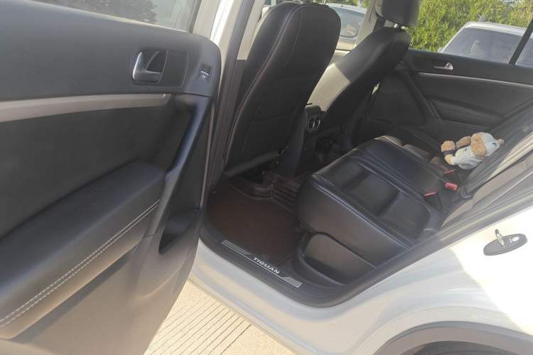 Used Volkswagen Tiguan 2016 300TSI Automatic Two-Wheel Drive Luxury Edition Left Rear Seat