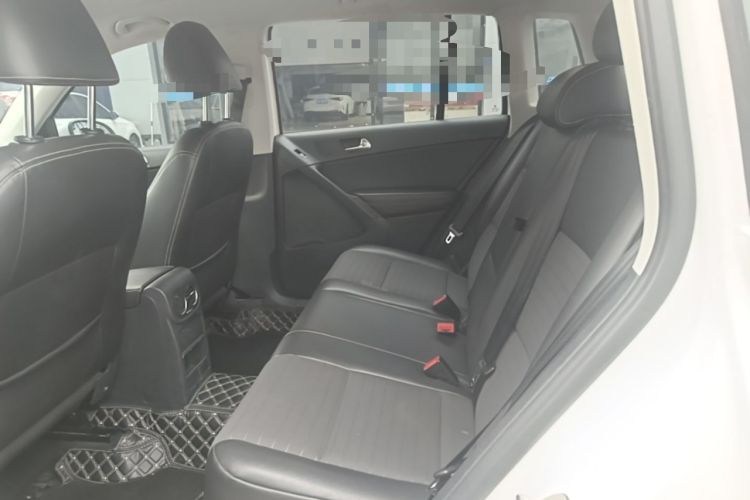 Used Volkswagen Tiguan 2016 280TSI Automatic Two-Wheel-Drive Silk Road Style Edition Left Rear Seat