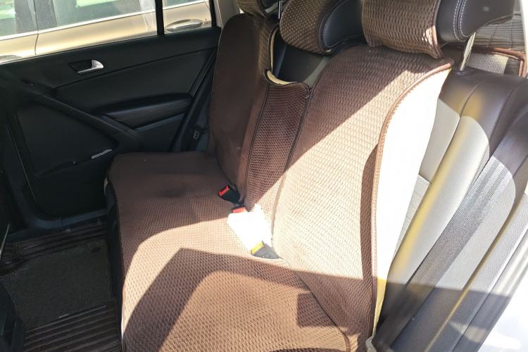 Used Volkswagen Tiguan 2016 280TSI Automatic Two-Wheel-Drive Silk Road Style Edition Left Rear Seat