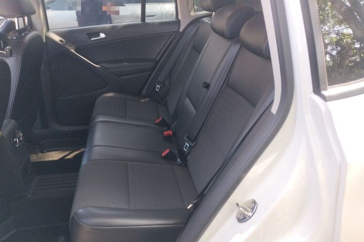 Used Volkswagen Tiguan 2016 280TSI Automatic Two-Wheel-Drive Silk Road Style Edition Left Rear Seat