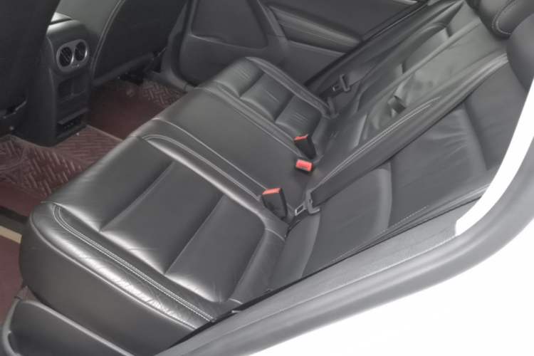 Used Volkswagen Tiguan 2016 300TSI Automatic Two-Wheel Drive Comfort Edition Left Rear Seat