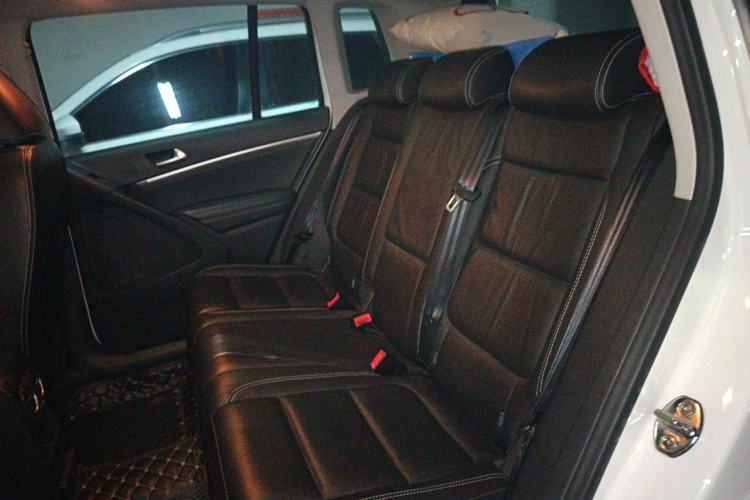 Used Volkswagen Tiguan 2016 280TSI Automatic Two-Wheel Drive Silk Road Comfort Edition Left Rear Seat