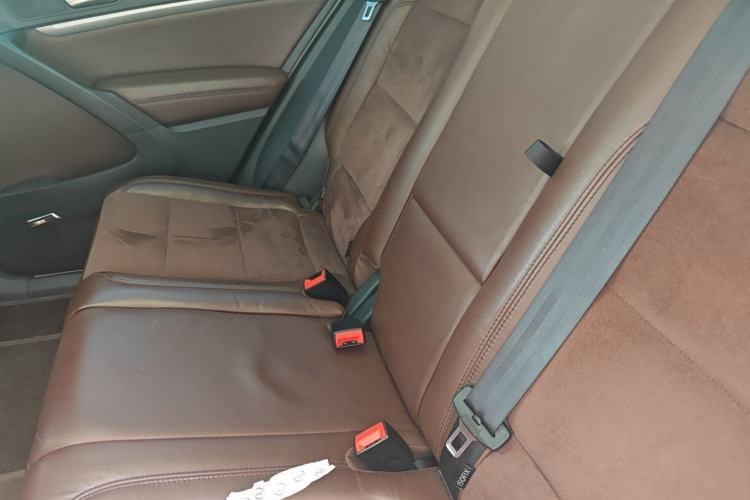 Used Volkswagen Tiguan 2016 330TSI Automatic All-Wheel-Drive Flagship Edition Left Rear Seat