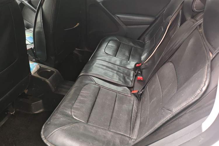 Used Volkswagen Tiguan 2016 300TSI Automatic Two-Wheel Drive Trend Edition Left Rear Seat