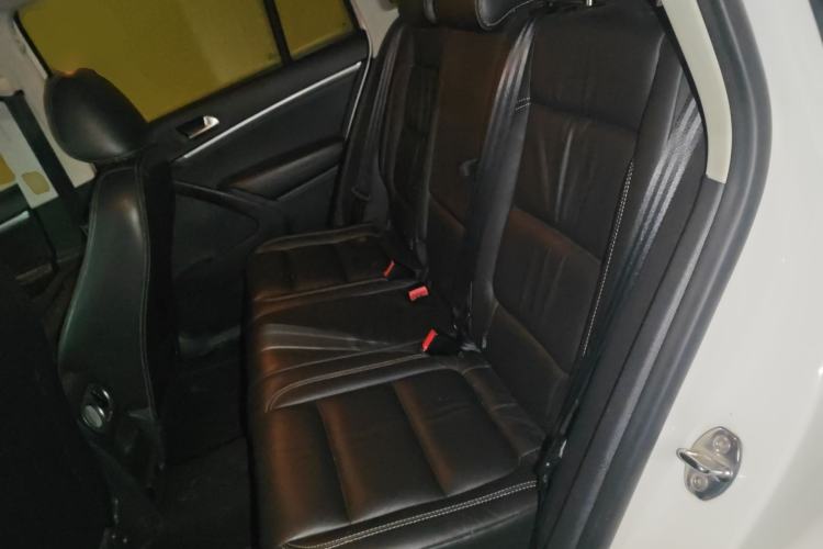 Used Volkswagen Tiguan 2016 300TSI Automatic Two-Wheel Drive Comfort Edition Left Rear Seat