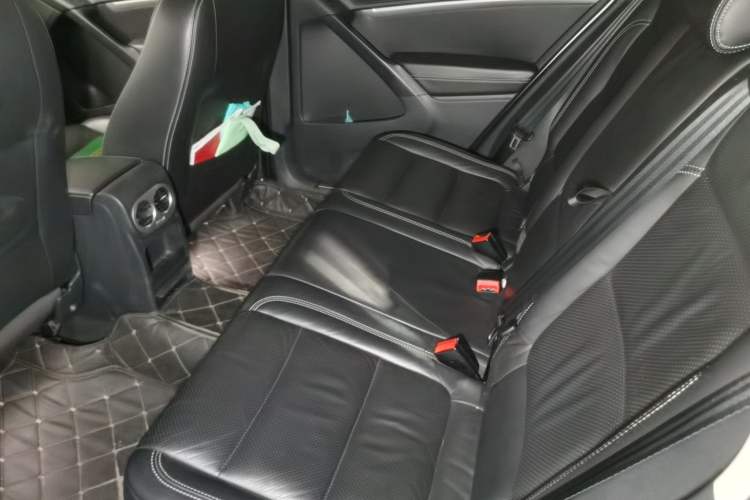Used Volkswagen Tiguan 2016 300TSI Automatic Two-Wheel Drive Luxury Edition Left Rear Seat