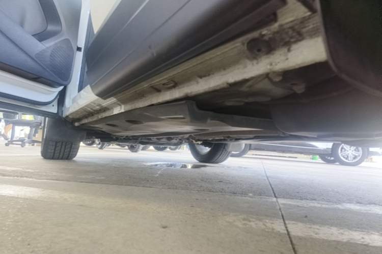 Used Volkswagen Tiguan 2016 280TSI Automatic Two-Wheel Drive Silk Road Comfort Edition Left Side Sill