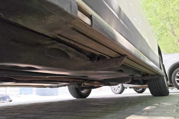 Used Volkswagen Tiguan 2016 300TSI Automatic Two-Wheel Drive Comfort Edition Left Side Sill