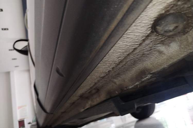Used Volkswagen Tiguan 2016 300TSI Automatic Two-Wheel Drive Trend Edition Left Side Sill