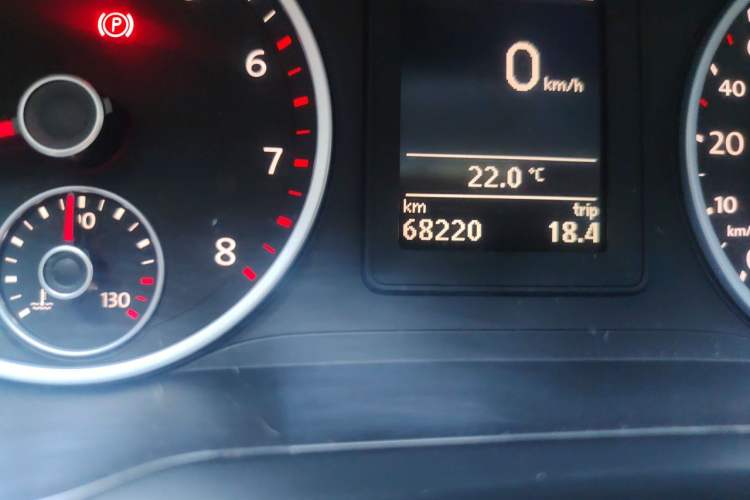 Used Volkswagen Tiguan 2016 280TSI Automatic Two-Wheel Drive Silk Road Comfort Edition Odometer Close Up