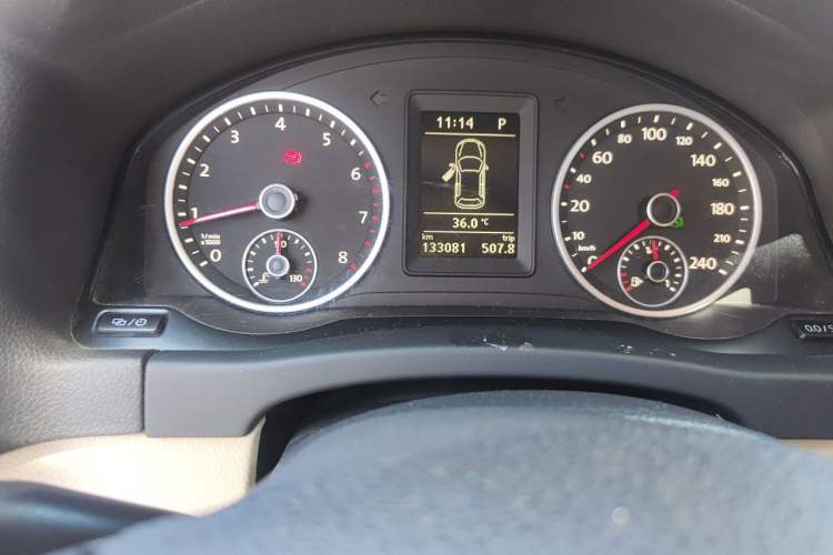 Used Volkswagen Tiguan 2016 300TSI Automatic Two-Wheel Drive Trend Edition Odometer Close Up
