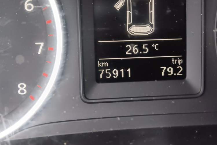Used Volkswagen Tiguan 2016 300TSI Automatic Two-Wheel Drive Comfort Edition Odometer Close Up