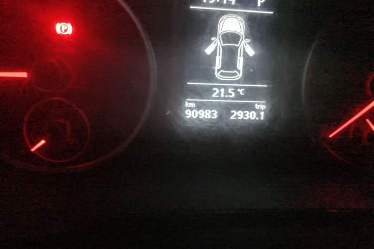 Used Volkswagen Tiguan 2016 280TSI Automatic Two-Wheel-Drive Silk Road Style Edition Odometer Close Up
