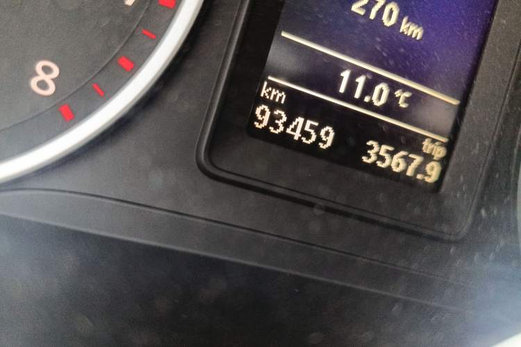 Used Volkswagen Tiguan 2016 280TSI Automatic Two-Wheel-Drive Silk Road Style Edition Odometer Close Up