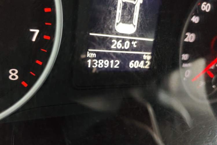 Used Volkswagen Tiguan 2016 280TSI Automatic Two-Wheel-Drive Silk Road Style Edition Odometer Close Up