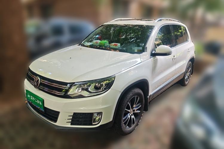 Used Volkswagen Tiguan 2016 300TSI Automatic Two-Wheel Drive Luxury Edition Guazi used car, China used car export, Used car for sale, Used cars, Cheapest cars for sale