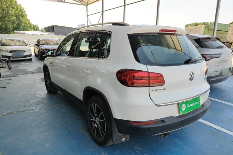 Used Volkswagen Tiguan 2016 300TSI Automatic All-Wheel Drive Luxury Edition Rear Left 45 Deg