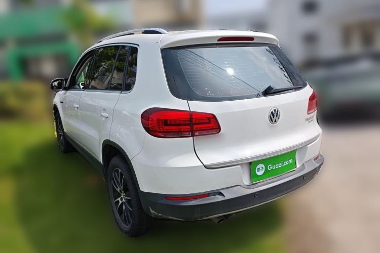Used Volkswagen Tiguan 2016 300TSI Automatic All-Wheel Drive Luxury Edition Rear Left 45 Deg