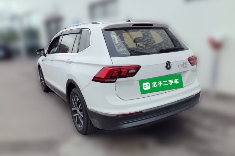 Used Volkswagen Tiguan 2016 300TSI Automatic Two-Wheel Drive Luxury Edition Rear Left 45 Deg