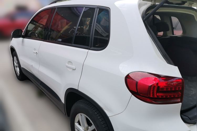 Used Volkswagen Tiguan 2016 300TSI Automatic Two-Wheel Drive Trend Edition Rear Left 45 Deg